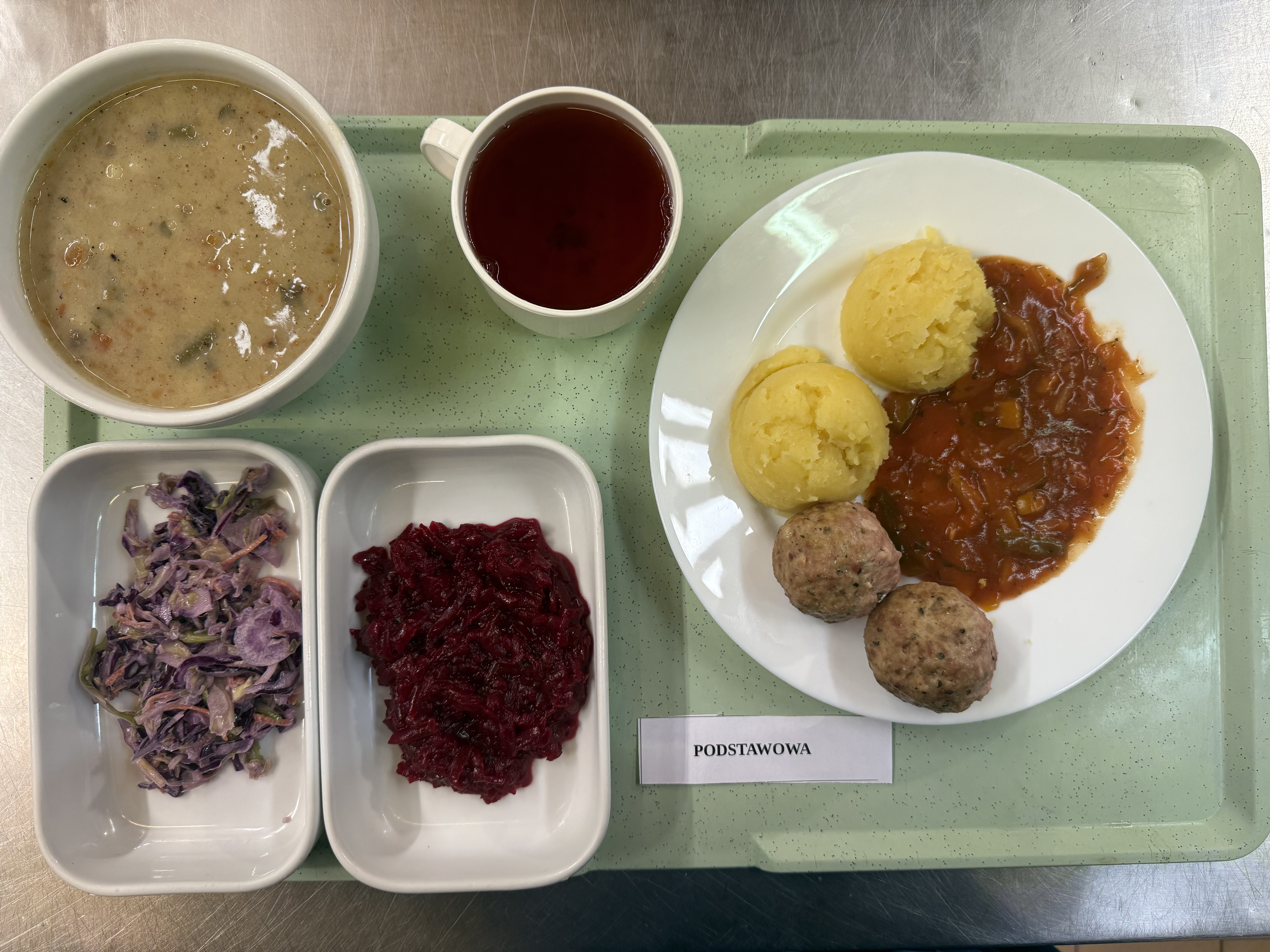 P klopsik sos cygański szpinak buraczki3